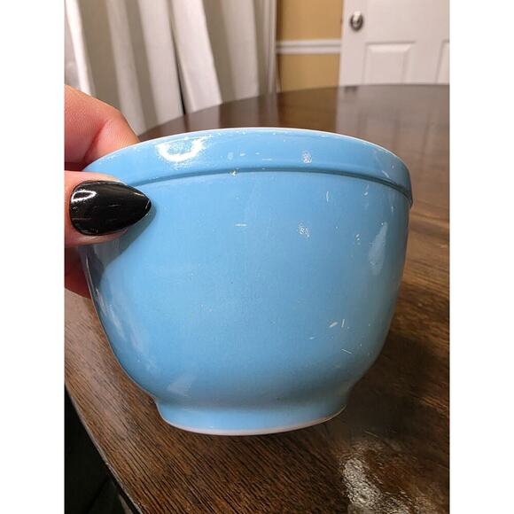 2 Vintage Pyrex 401 Blue 1 1/2 Pint Nesting Ovenware Bowls USA - Picture 8 of 16